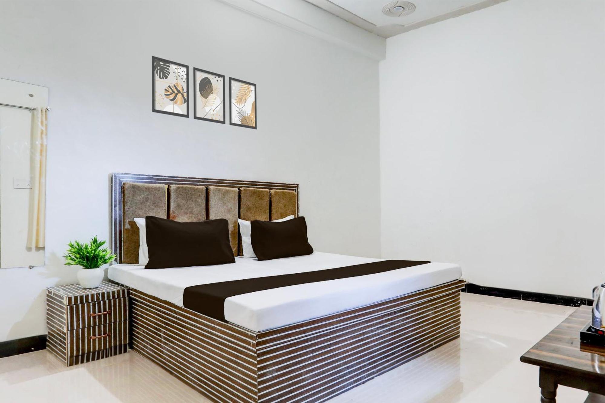 Hotel O Kanha Galaxy Brothers Group Канпур Экстерьер фото
