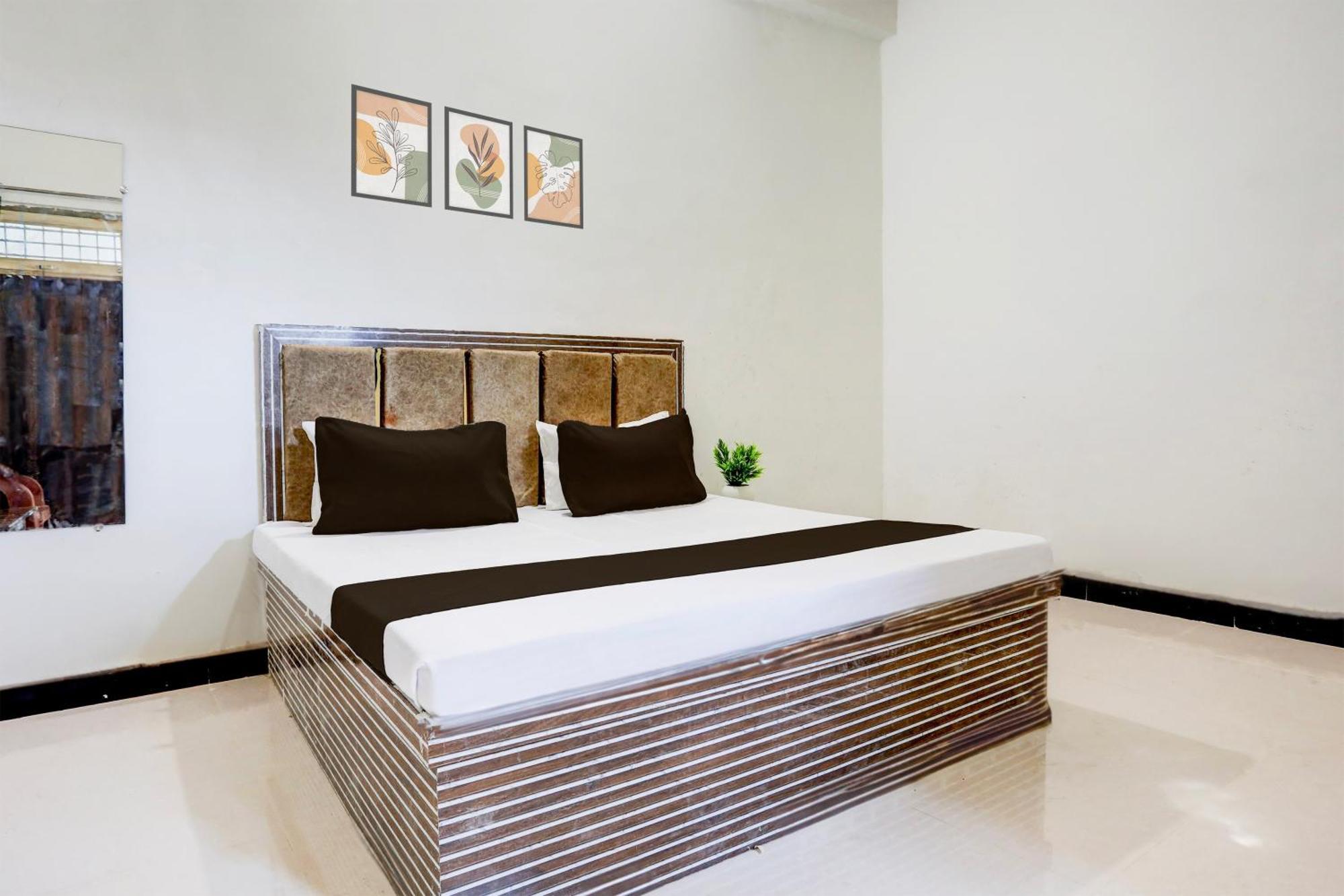 Hotel O Kanha Galaxy Brothers Group Канпур Экстерьер фото